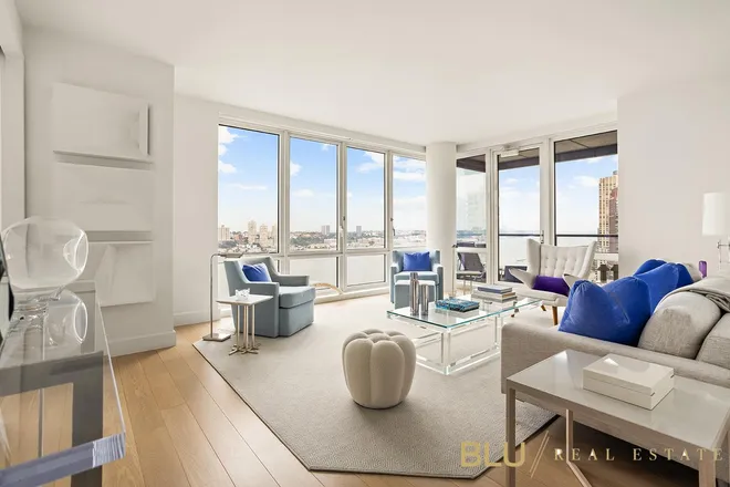 60 Riverside Boulevard #2901, New York, NY 10069