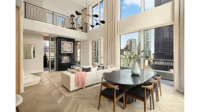 660 LEXINGTON Avenue #PHA, New York, NY 10022
