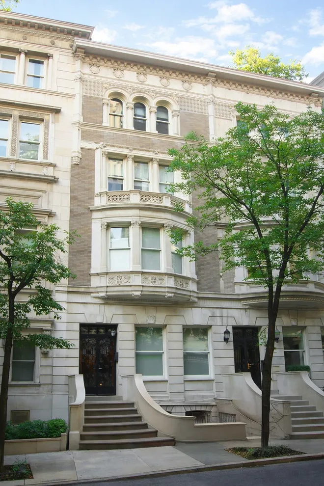 17 East 76th Street, New York, NY 10021