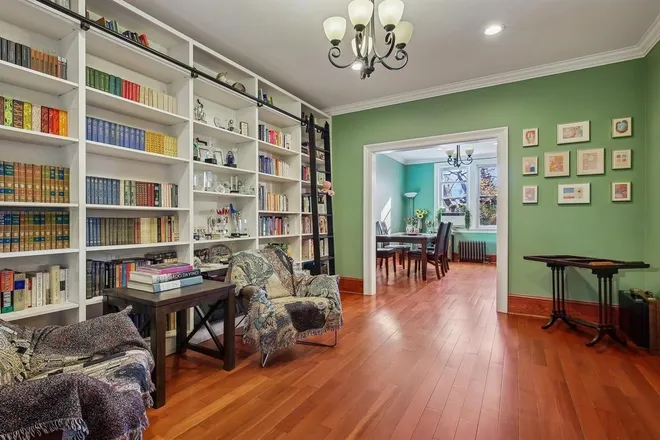 2014 NEW YORK Avenue, Union City, NJ 07087