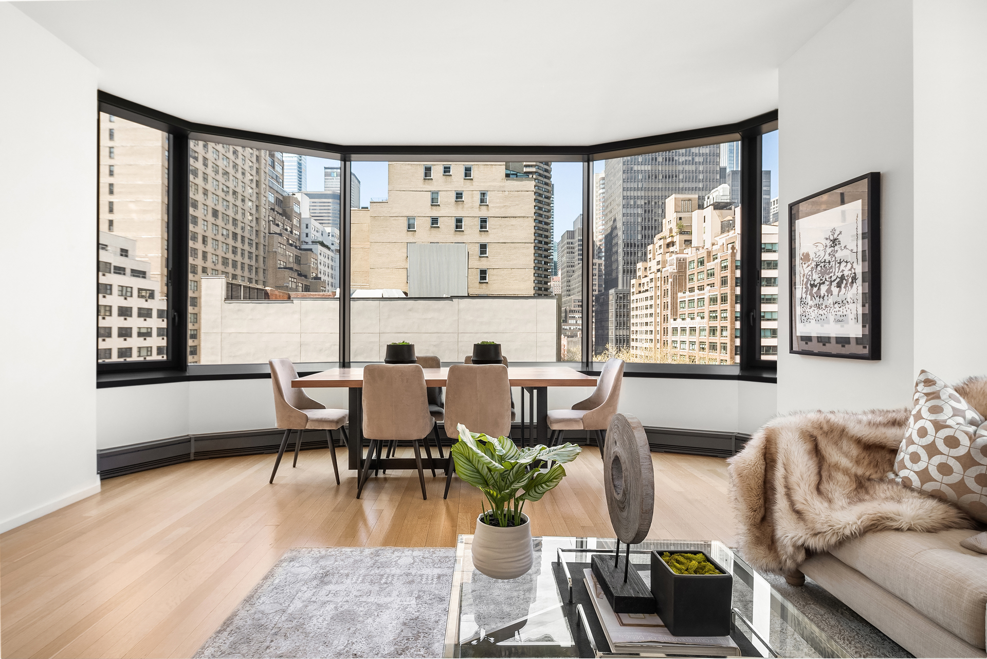 50 UNITED NATIONS Plaza #8C, Turtle Bay, Manhattan, NY 10017 - Property photo 3 of 17