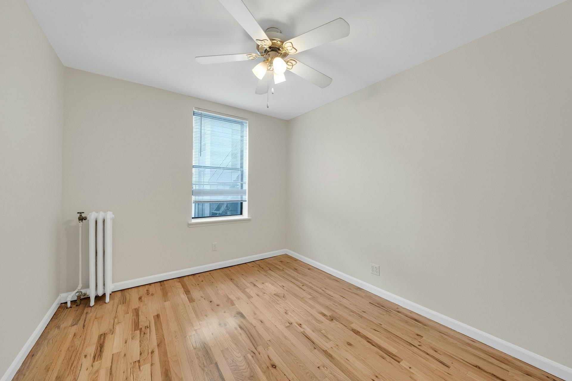 3315 PLEASANT Avenue, Union City, Union City, NJ 07087 - Property photo 5 of 15