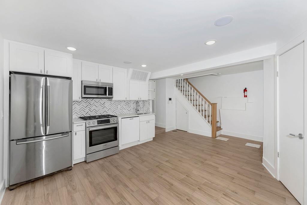 104 HOPKINS Avenue, Jersey City, JC Heights, NJ 07306 - Property photo 3 of 22