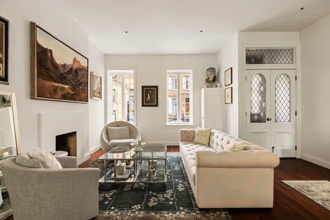 362 West 19th Street, New York, NY 10011