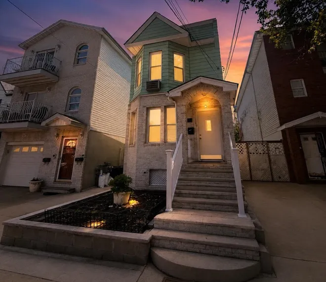 16 MILLER Street, JC, West Bergen, NJ 07304