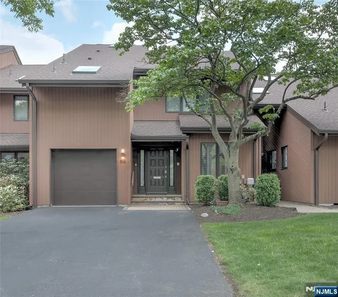 69 Cummings #80, West Orange, NJ 07052