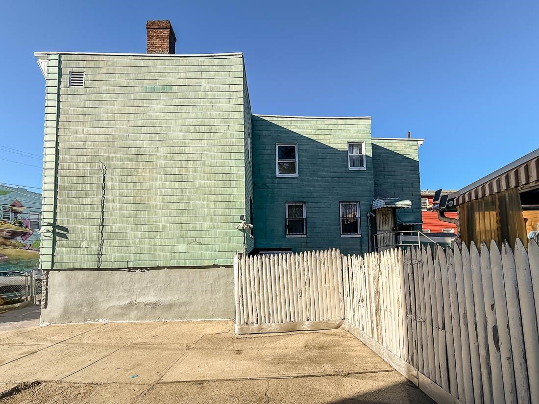 170-172 CATOR Avenue, Jersey City, JC Greenville, NJ 07305 - Property photo 4 of 8