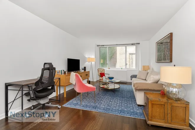 245 East 54th Street #4C, New York, NY 10022