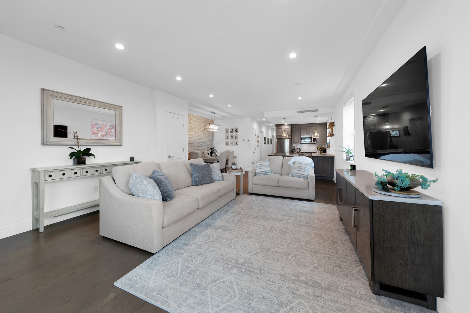 101 BATTERY Avenue #2A, Dyker Heights, Brooklyn, NY 11209 - Property photo 4 of 15