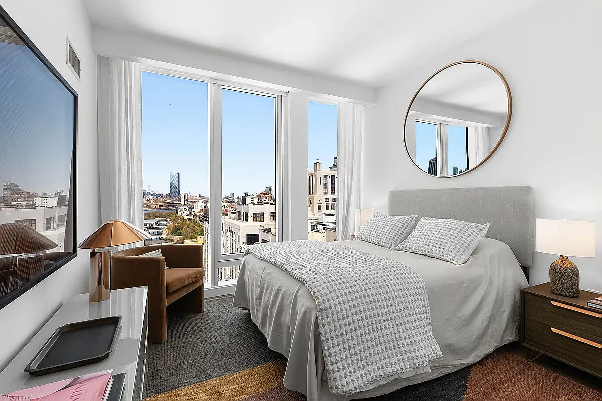 50 BRIDGE PARK Drive #22C, Brooklyn Heights, Brooklyn, NY 11201 - Property photo 3 of 15