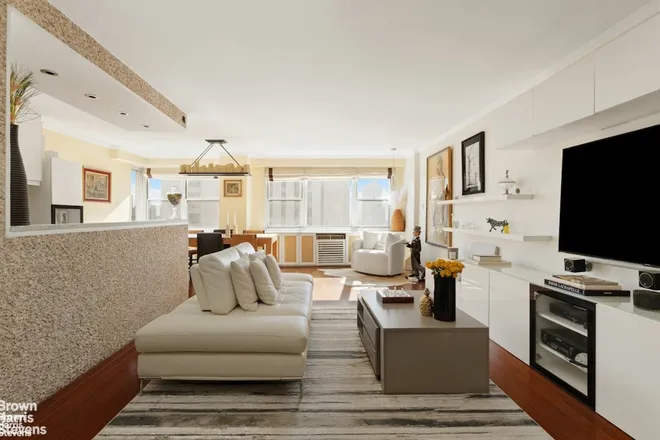 1175 YORK Avenue #15H, New York, NY 10065