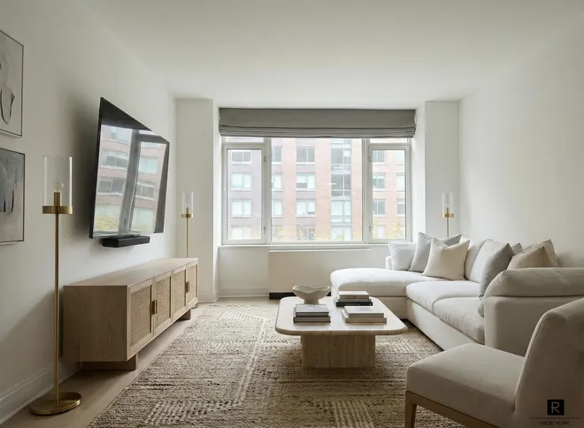 210 Warren Street #6-C, New York, NY 10282