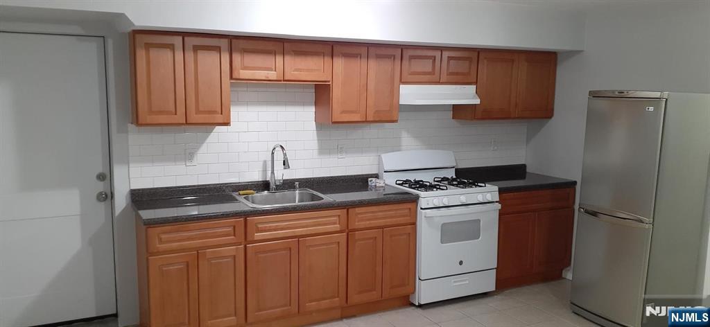 72 Sherman, Newark City, Newark, NJ 07114 - Property photo 5 of 5