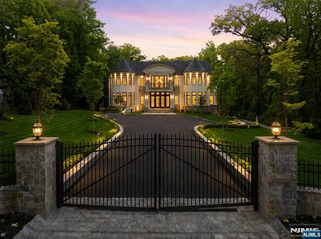 80 Church, Alpine, NJ 07620