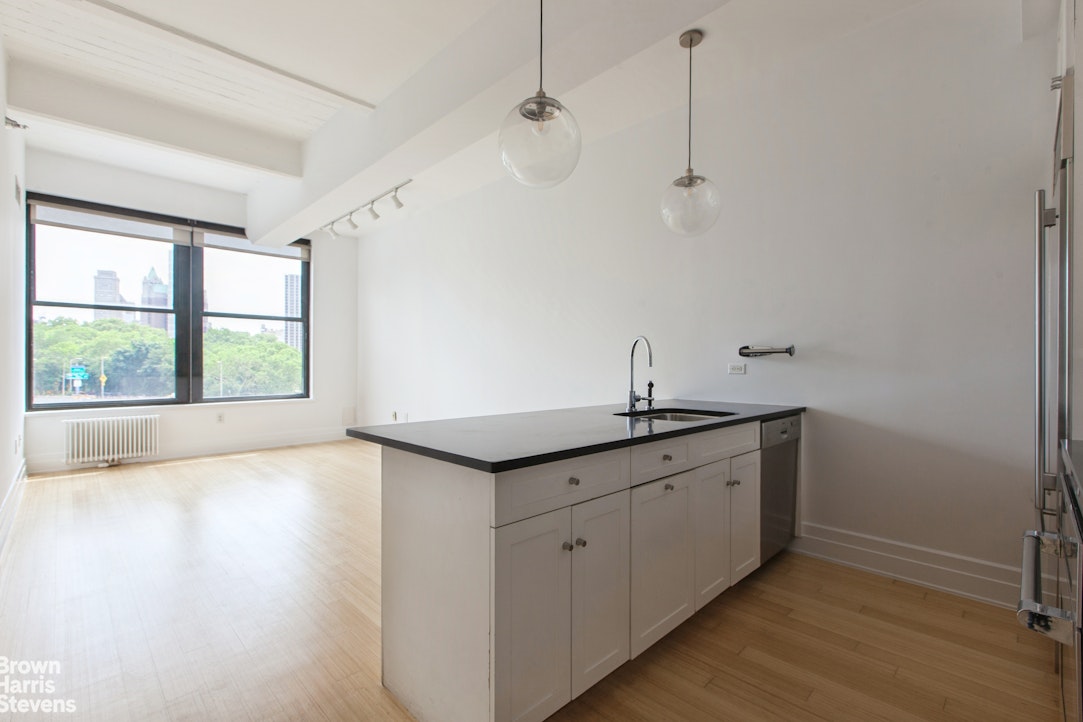 70 WASHINGTON Street #7E, DUMBO, Brooklyn, NY 11201 - Property photo 5 of 17