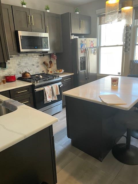 376 UNION Street, Jersey City, JC West Bergen, NJ 07304 - Property photo 3 of 22