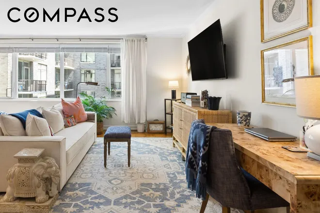 301 East 22nd Street #11U, New York, NY 10010