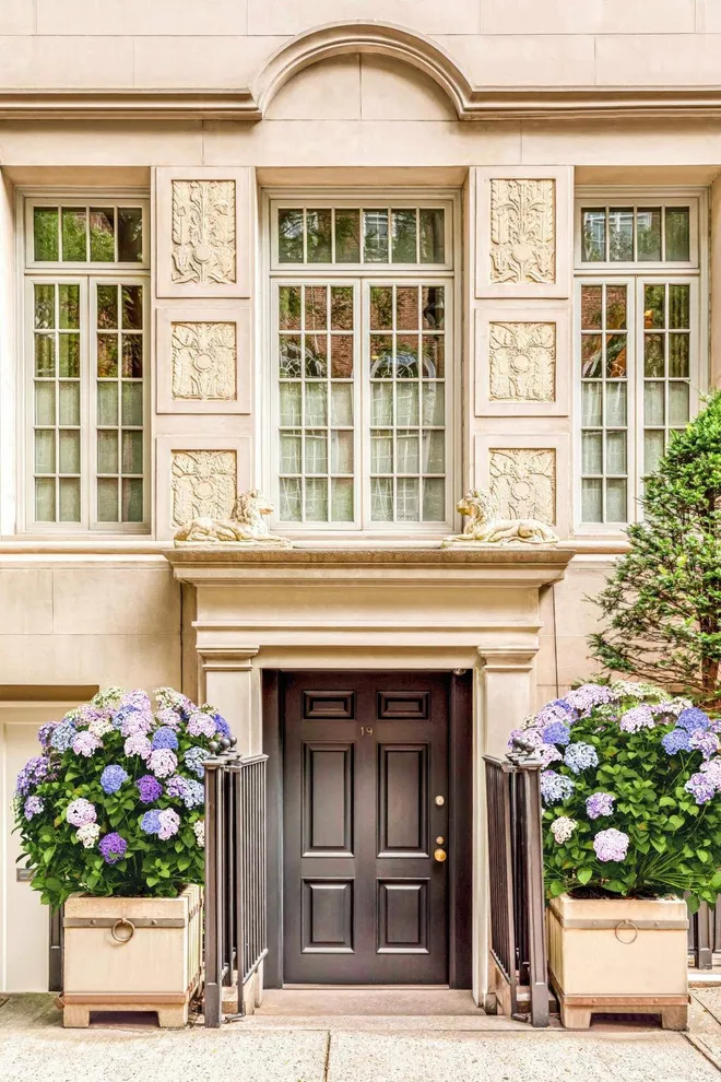19 East 92nd Street, New York, NY 10128