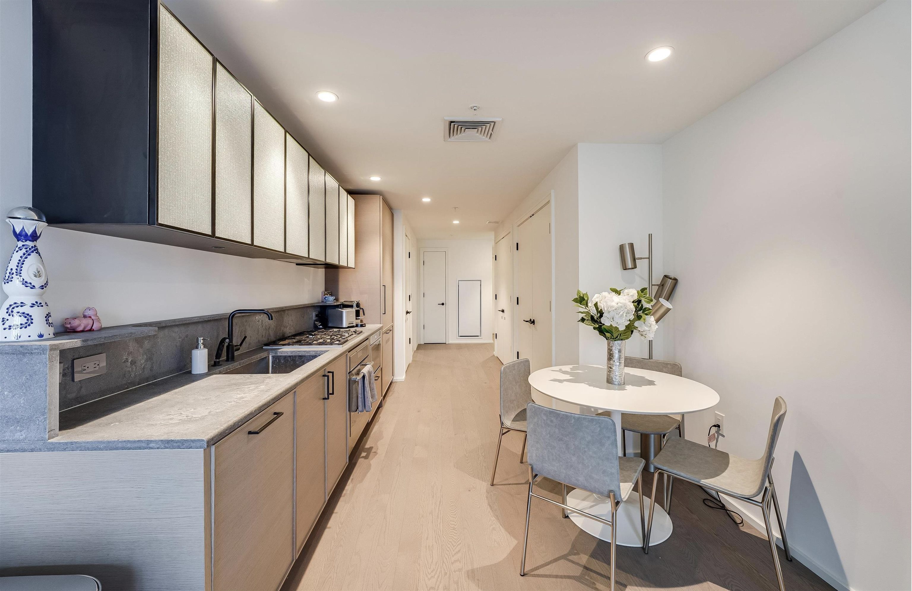 1425 HUDSON Street, Hoboken City, Hoboken, NJ 07030 - Property photo 4 of 26