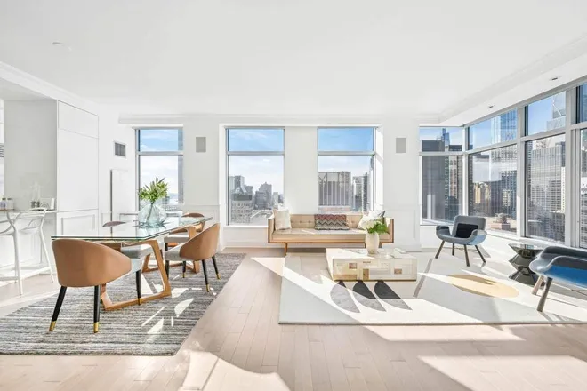 250 East 54th Street #36D, New York, NY 10022