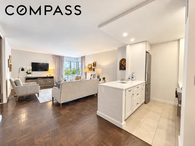 20 East 9th Street #8E, New York, NY 10003