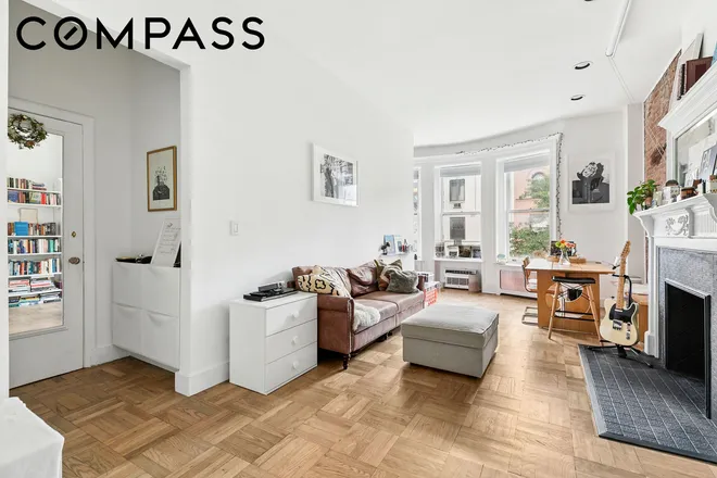 122 West 80th Street #3F, New York, NY 10024