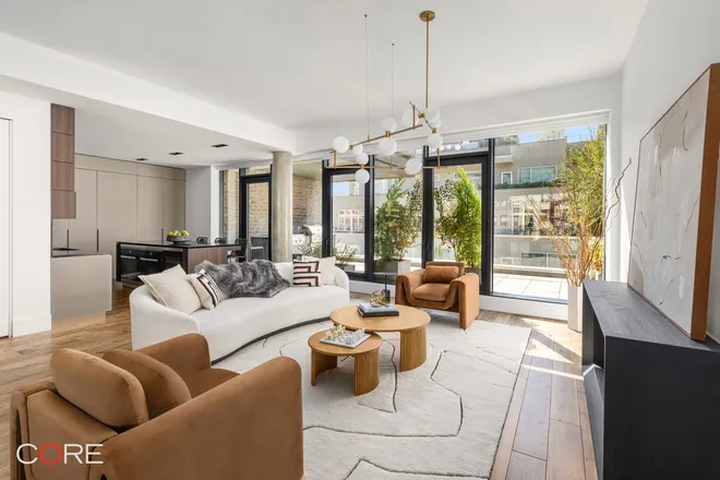 155 West 18th Street #PH2, New York, NY 10011