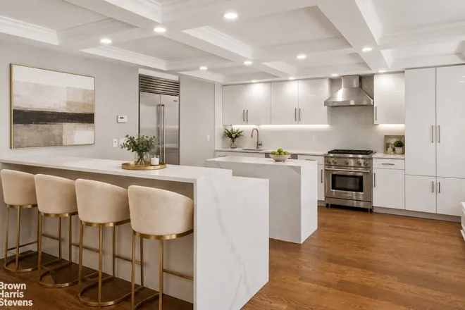 200 CENTRAL Park #16/17I, New York, NY 10019