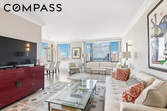 2 Columbus Avenue #39B, New York, NY 10023