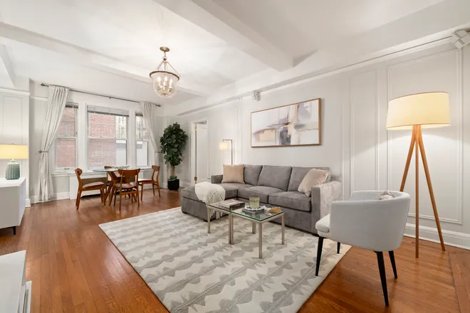 310 West END Avenue #2D, New York, NY 10023