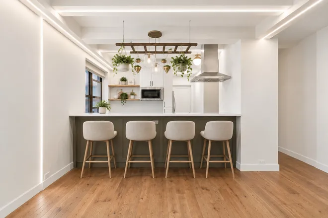 105 West 73rd Street #C3, New York, NY 10023