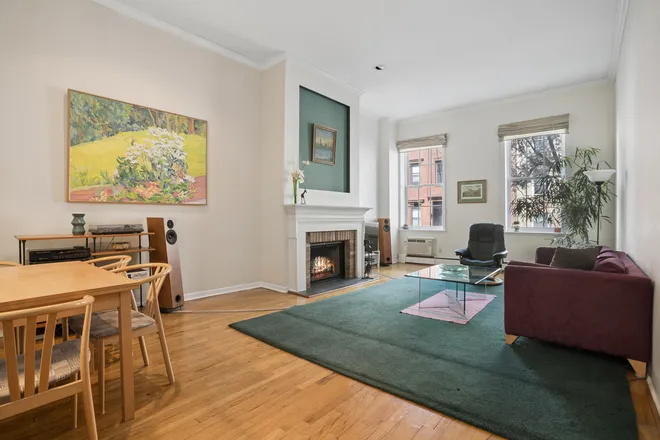 334 West 19th Street #PARLORB, New York, NY 10011