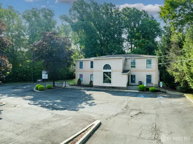 1562 US Highway 130 Highway, North Brunswick, NJ 08902