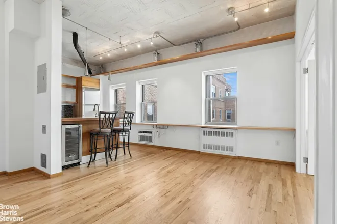 689 FORT WASHINGTON Avenue #5M, New York, NY 10040