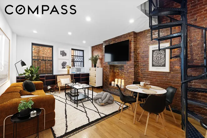 118 Suffolk Street #2D, New York, NY 10002