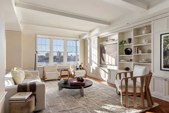 33 RIVERSIDE Drive #13AB, New York, NY 10023