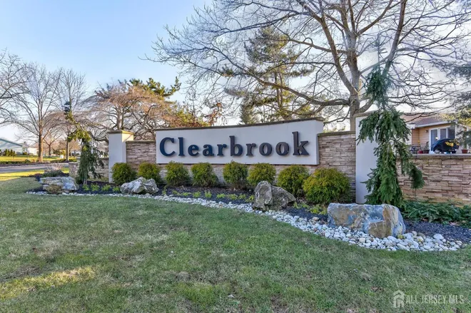 163 Kalmia Plaza #A, Clearbrook, NJ 08831