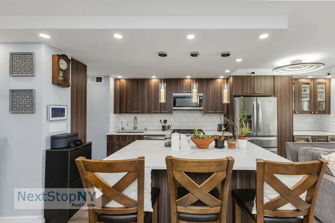 400 East 56th Street #29O, New York, NY 10022