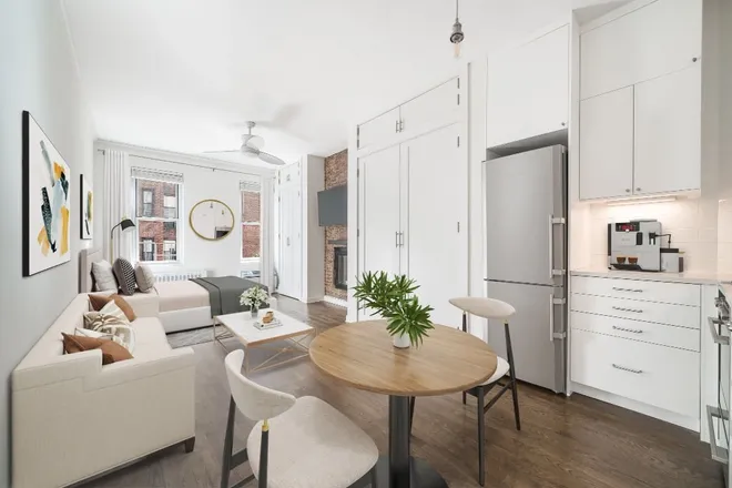 238 East 84th Street #3B, New York, NY 10028