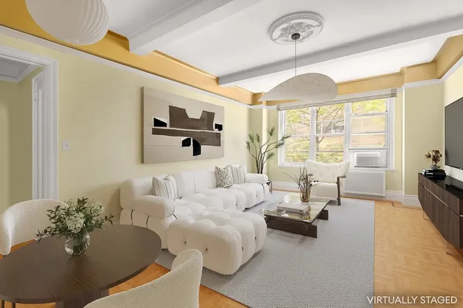 225 East 79th Street #2D, New York, NY 10075