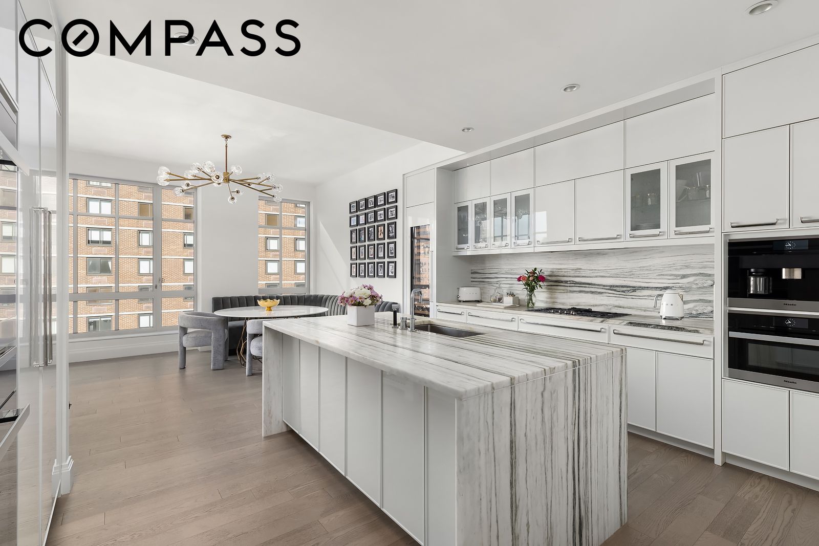 200 East 95th Street #12A, Upper East Side, Manhattan, NY 10128 - Property photo 5 of 17