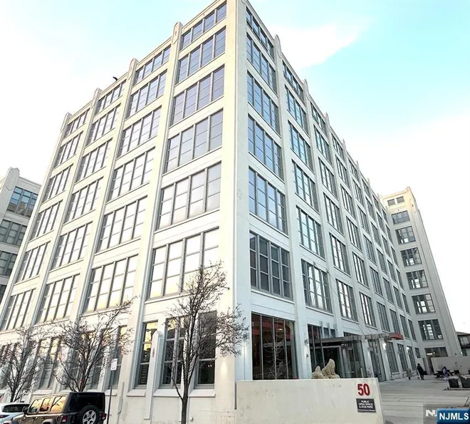 50 Dey #225, Jersey City, NJ 07306