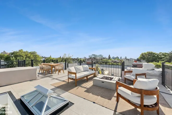 149 PROSPECT Place #PHSE, Brooklyn, NY 11238