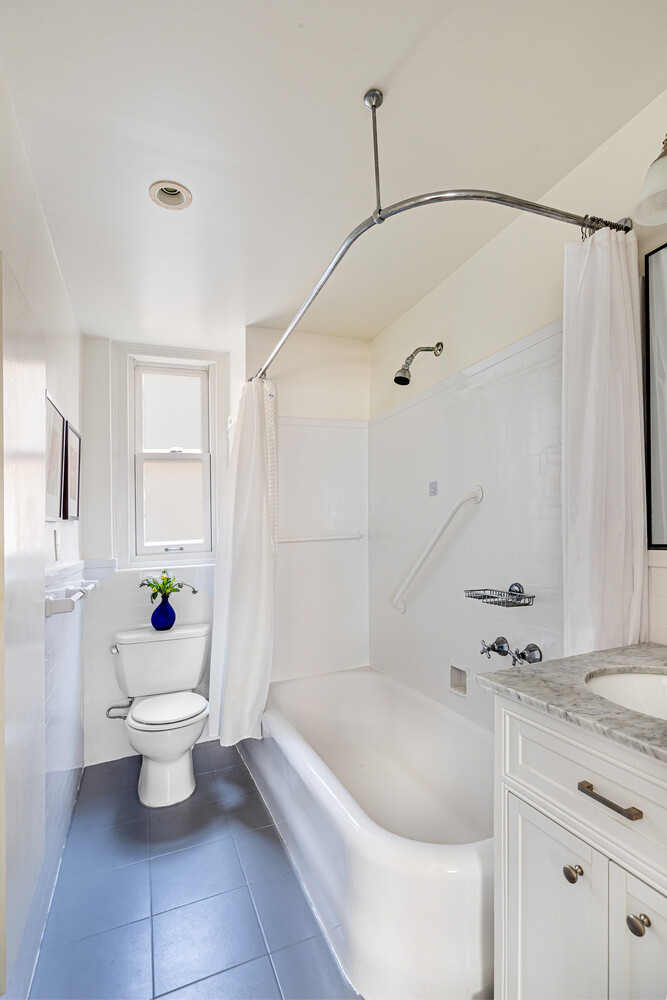 111 East 75th Street #7C, Lenox Hill, Manhattan, NY 10021 - Property photo 5 of 6