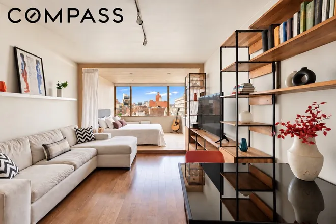 393 West 49th Street #6H, New York, NY 10019