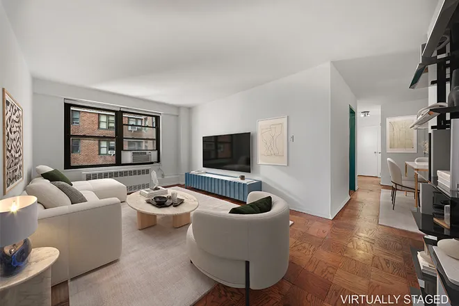 210 East Broadway #H1305, New York, NY 10002