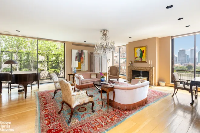 30 BEEKMAN Place #PH, New York, NY 10022