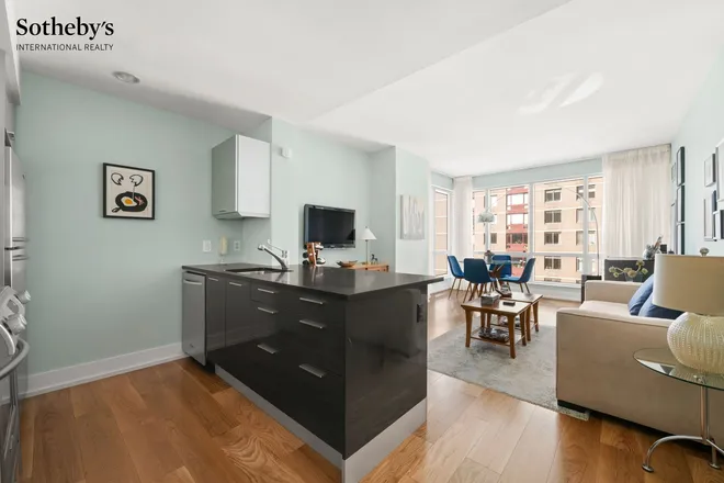 350 West 42nd Street #10C, New York, NY 10036