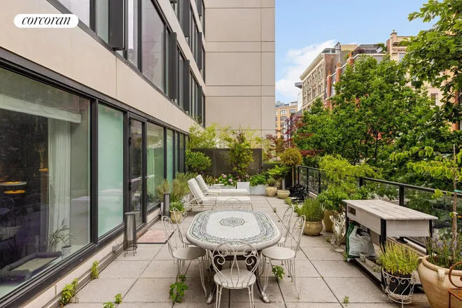 450 WASHINGTON Street #218, New York, NY 10013