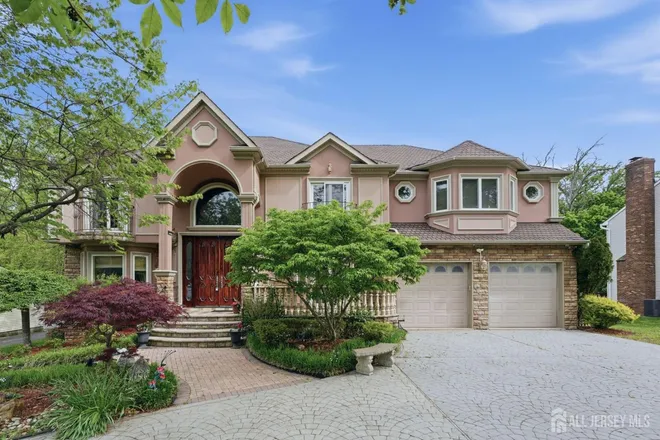 3945 Park Avenue, Park Avenue, NJ 08820